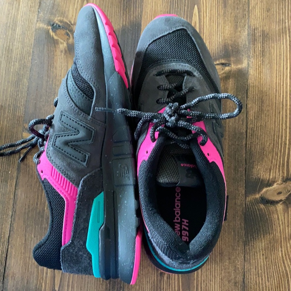 Teal, pink and black New Balance